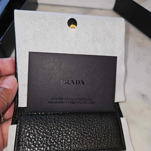 AUTHENTIC Prada Wallet NWT - Picture 5 of 11